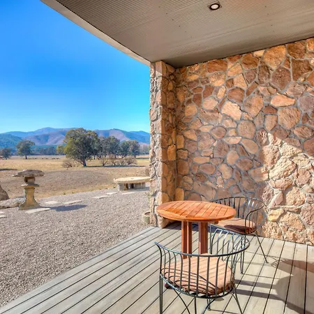 Panoramia Villas Myrtleford Exterior photo