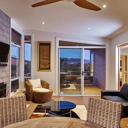 Panoramia Villas Myrtleford Exterior photo