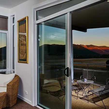 Panoramia Villas Myrtleford Exterior photo